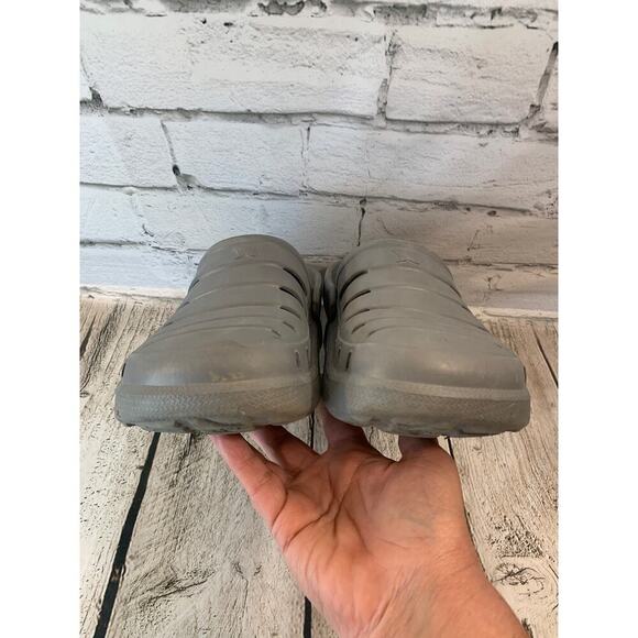 RUGGED SHARK Men’s Gray Clogs / Size: 9 - Picture 9 of 10